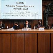 Panel IV: "Achieving Prosecutions at the Domestic Level" mit Edmund Chinonye Obiagwu, Prof. Maria Louise Mallinder, Prof. Charles Villa-Vicencio, Mike J. Chibita und Eduardo Cifuentes Muñoz (v.l.n.r.)