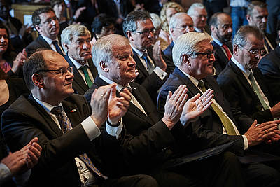 Federal Minister Christian Schmidt, Minister-President Horst Seehofer, Foreign Minister Frank-Walter Steinmeier, and Mayor Ulrich Maly
