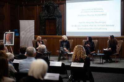 Prof. Angelika Nußberger, Dr Wiebke Rückert and Prof. Stefanie Schmahl (from left to right)discussed the merits of Thomas Buergenthal in International Law in a talk moderated by Shelly Kupferberg (right).